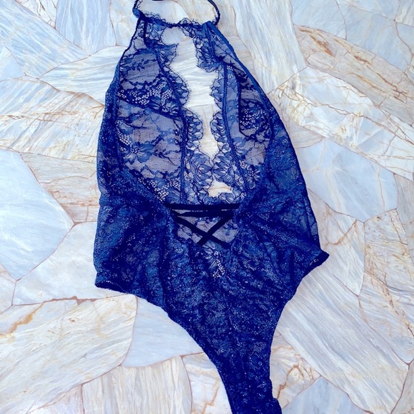 High-Neck Choker Chantilly Lace Teddy Very Sexy Small - Picture 8 of 10